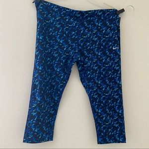 NIKE PLUS SIZE DRI-FIT WORKOUT CAPRIS